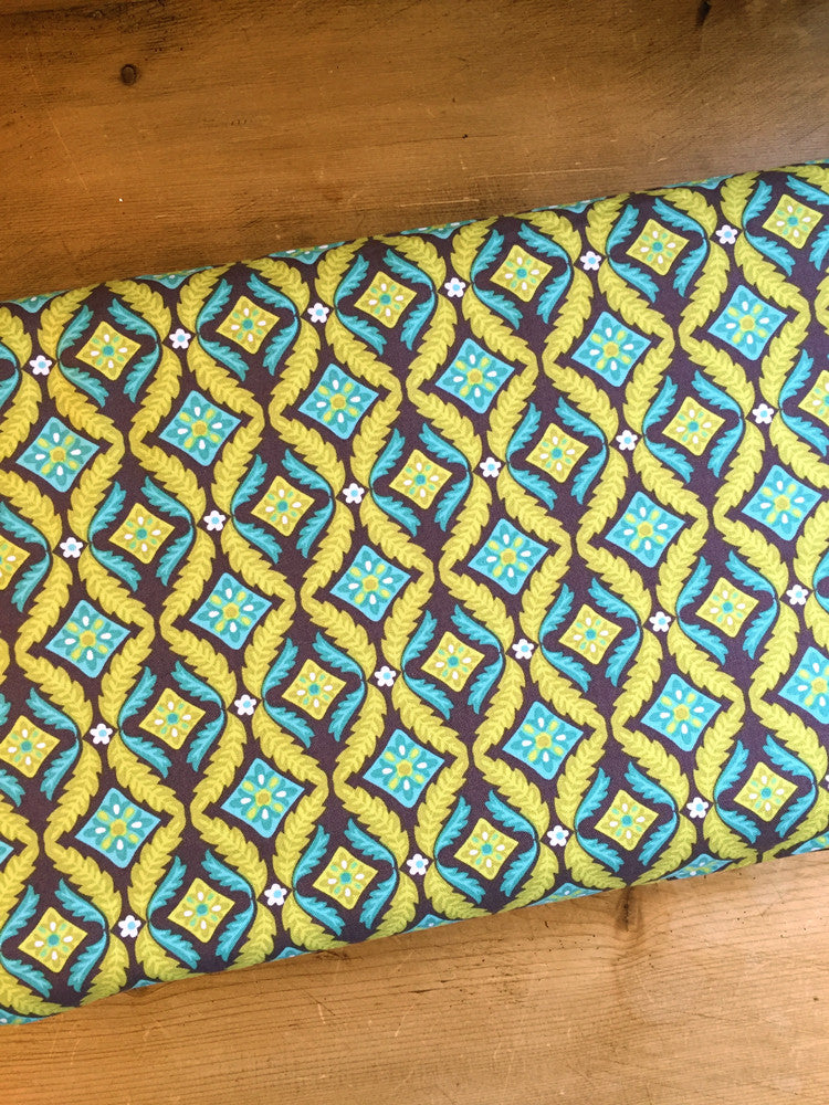 Lottie - August - Brown - Craftyangel