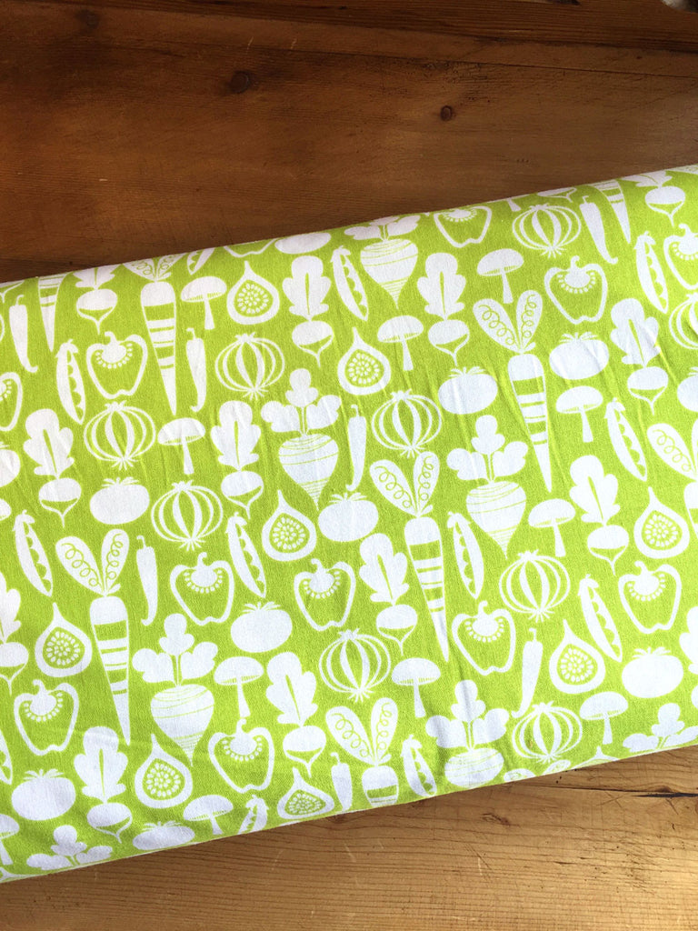 Michael Miller - Tiny Veggies - Lime - Craftyangel