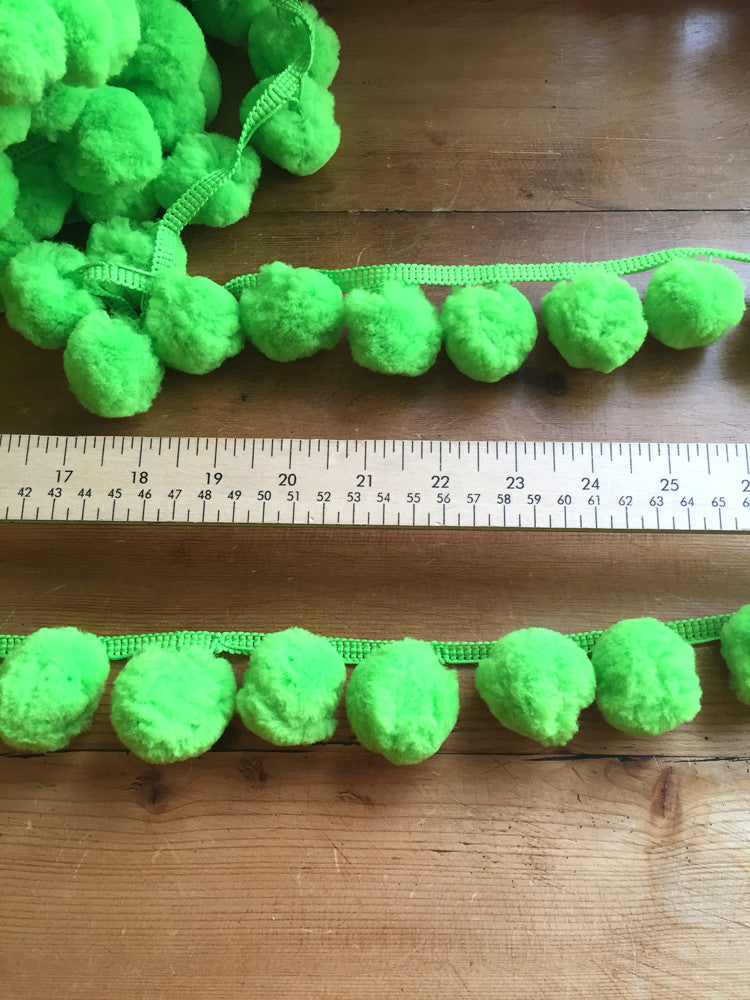 Jumbo Pom Pom Trim - 36mm - Green - Craftyangel