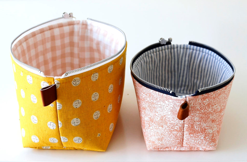 Zippered Basket Pouch by Aneela Hoey - Craftyangel