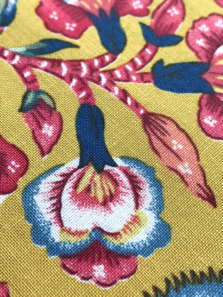 Dutch Heritage Cotton Patchwork Dressmaking Quilting Fabric DHER5000 Red Per 50cm - Foto 1